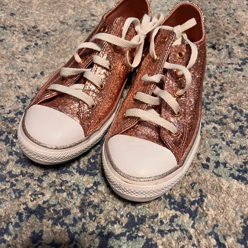 Converse Chuck Taylor Rose Gold Glitter Low Top Sneakers Kids Size 3